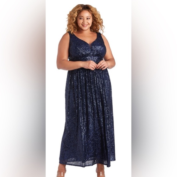 Nightway Blue Sequin Plus Dress - Picture 2 of 10